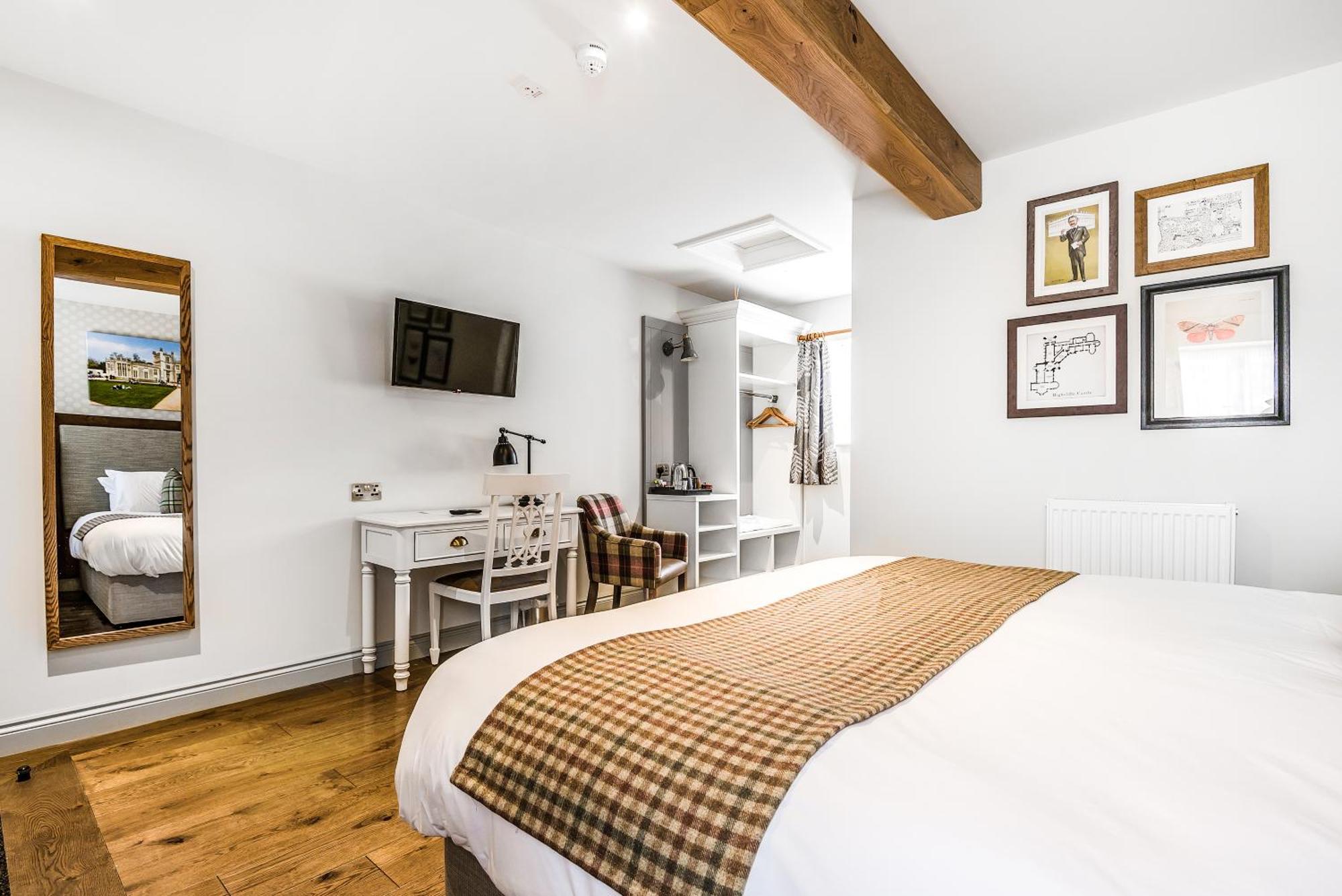 Bed and Breakfast The Walhampton Arms Лімінгтон Номер фото